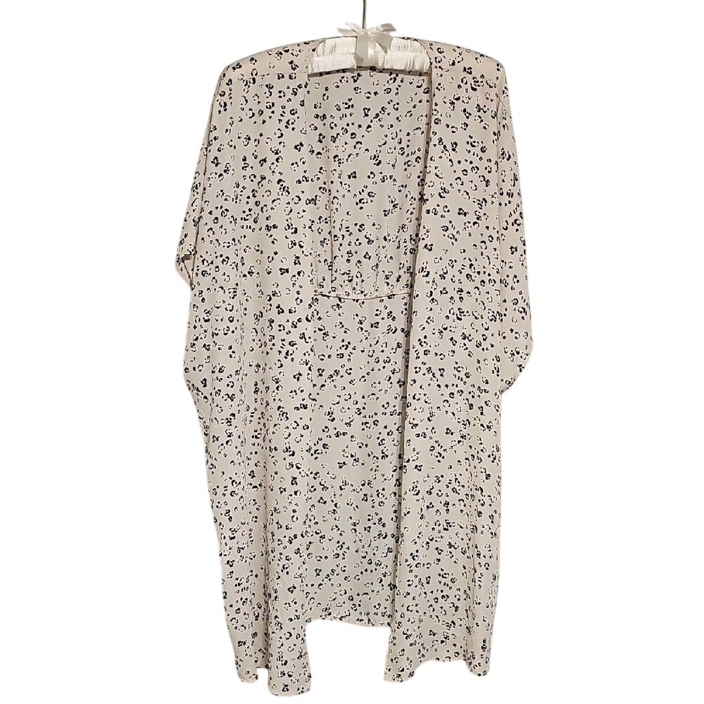 Maurices Kimono Tan and Black Animal Print Sheer Kimono‎ Size S/M EUC